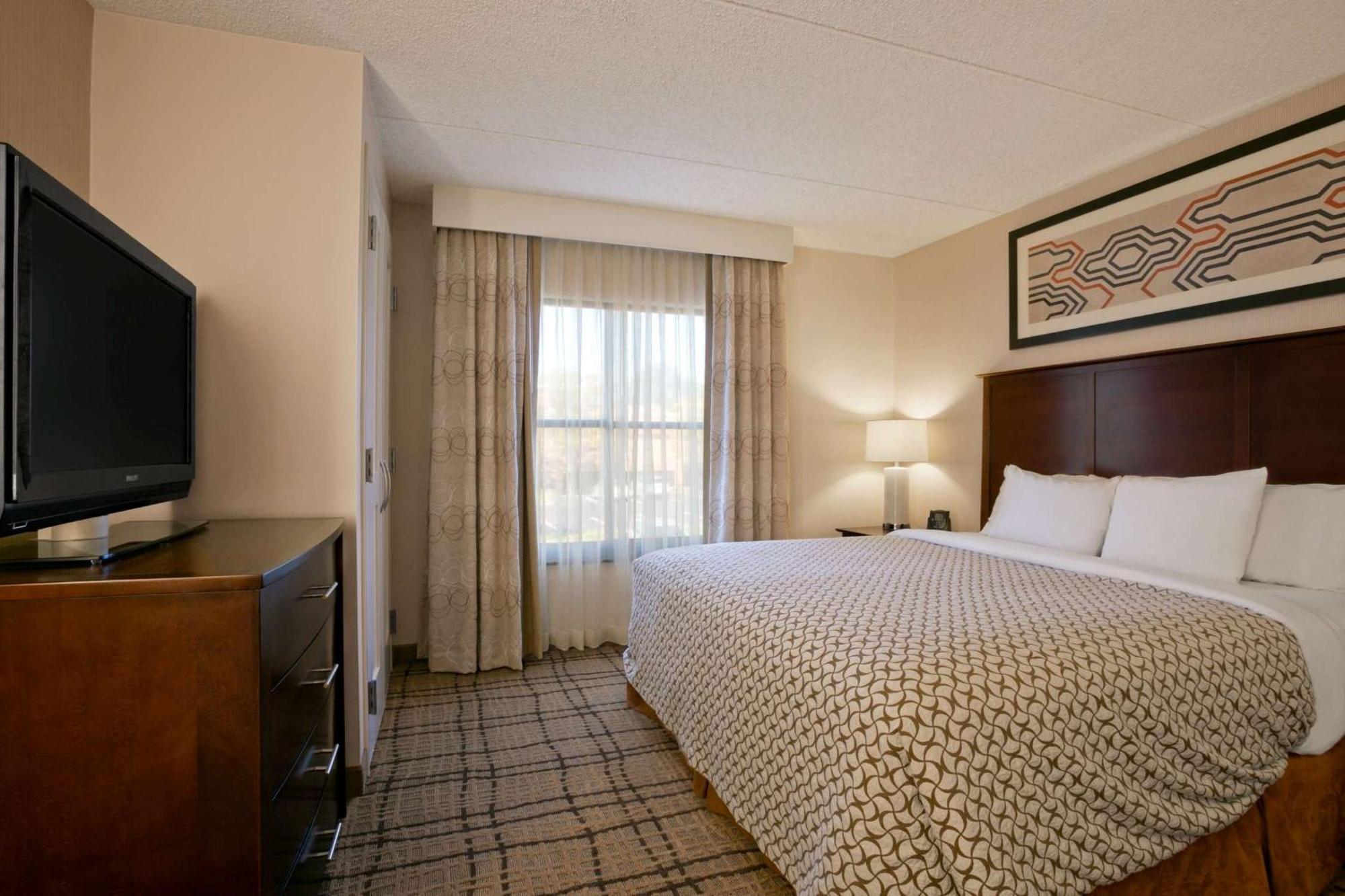 Embassy Suites Cleveland - Beachwood Exterior foto
